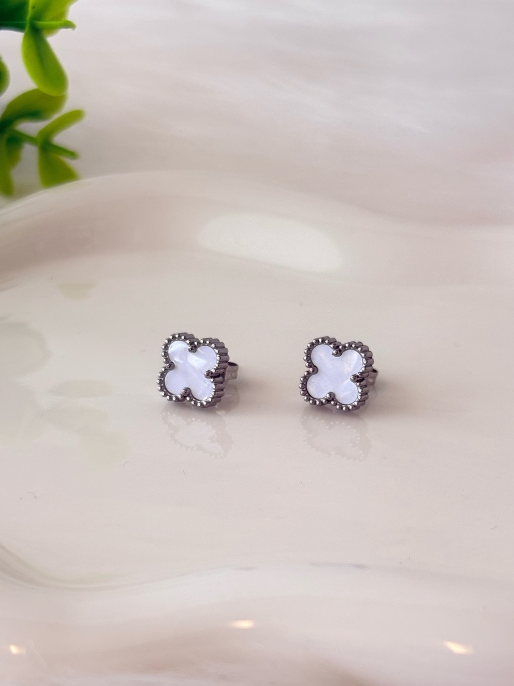 Pearl white and‎ Silver Stainless Steel Clover Earrings